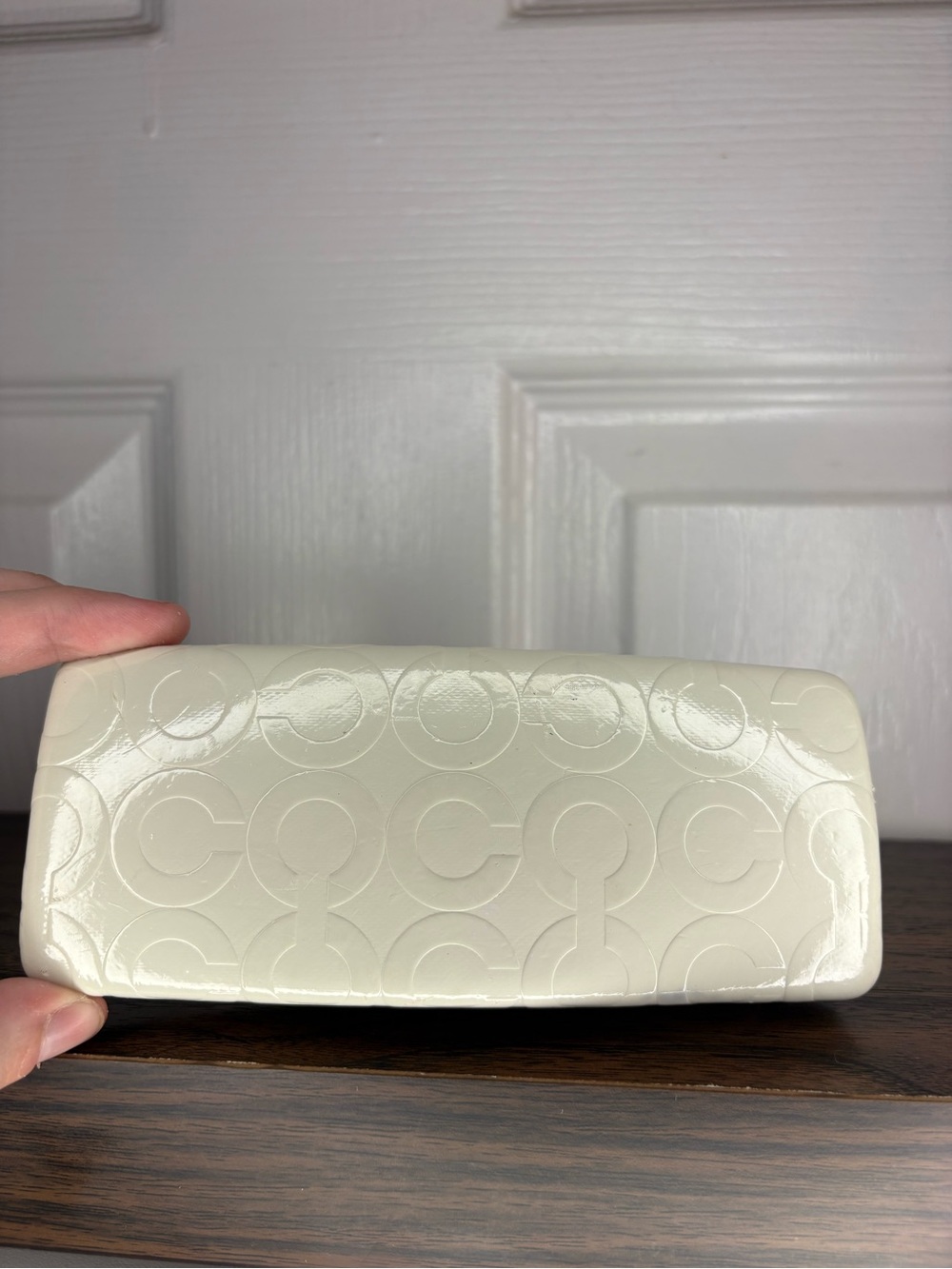 Coach White Hard Shell Sunglasses Case - Picture 4 of 5